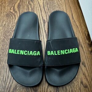 balenciaga slides